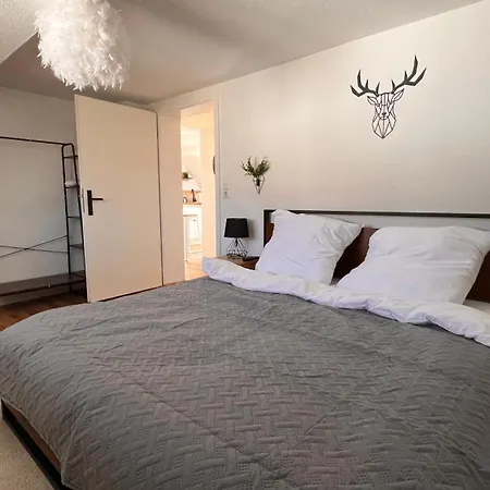 3 Mit Parkplatz - Sleepomat Apartment