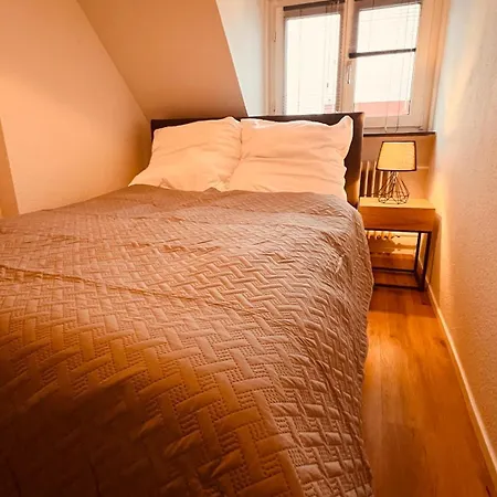 Apartment 3 Mit Parkplatz - Sleepomat